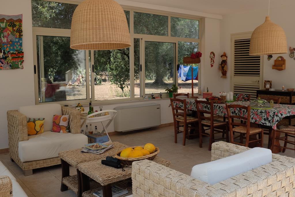 B&B Finestre Tra Gli Ulivi Mesagne Εξωτερικό φωτογραφία