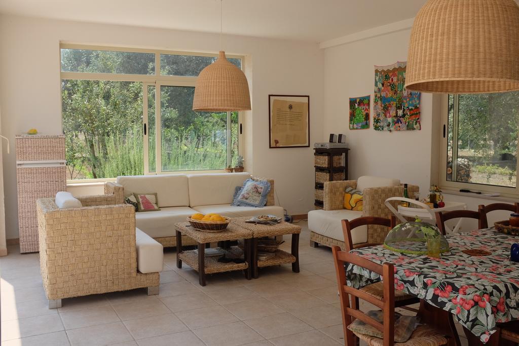 B&B Finestre Tra Gli Ulivi Mesagne Εξωτερικό φωτογραφία
